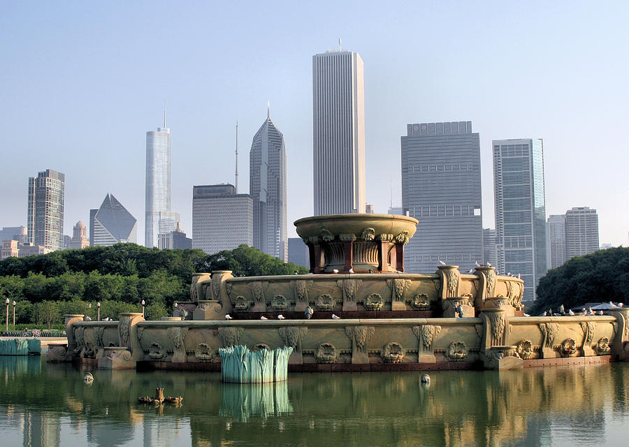 Chicago Photograph - Buckingham Fountain - 1 by Ely Arsha