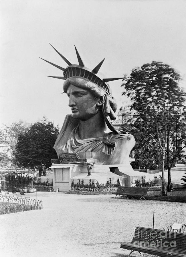 Bust Of The Incomplete Statue Of Liberty Photograph by Photo Researchers