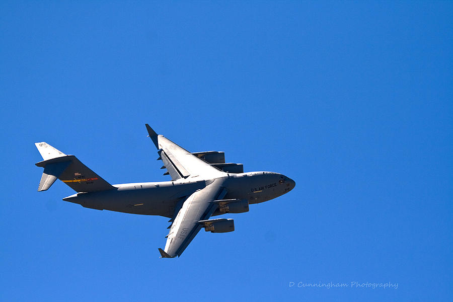 C-17 Turning Right Photograph by Dorothy Cunningham