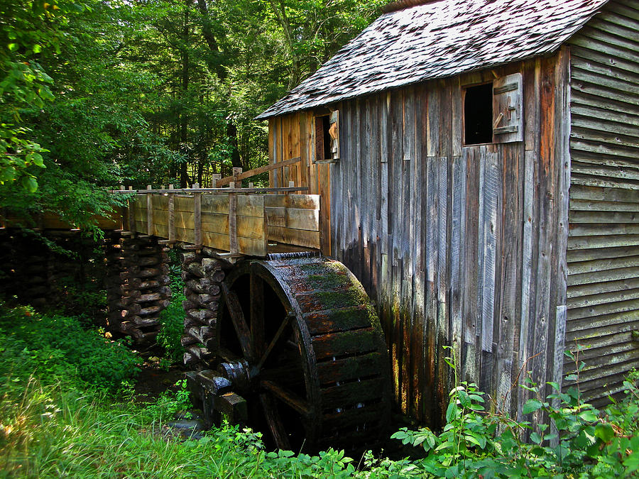 Cable Grist Mill Photograph by Paul Mashburn