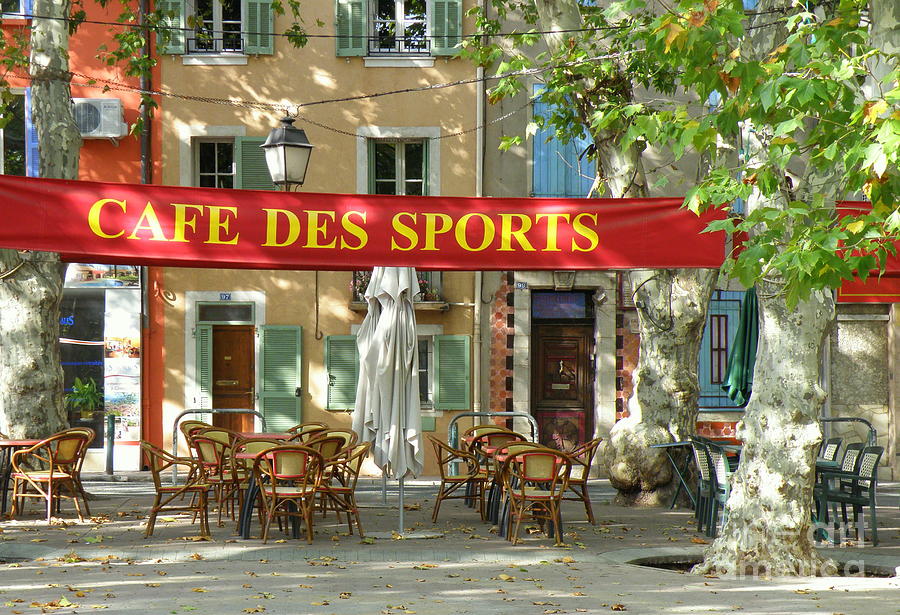 Street Scene Photograph - Cafe Des Sports by Lainie Wrightson