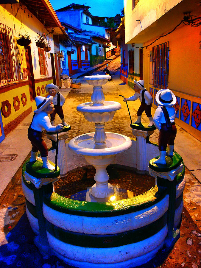 Architecture Photograph - Calle del Recuerdo by Skip Hunt