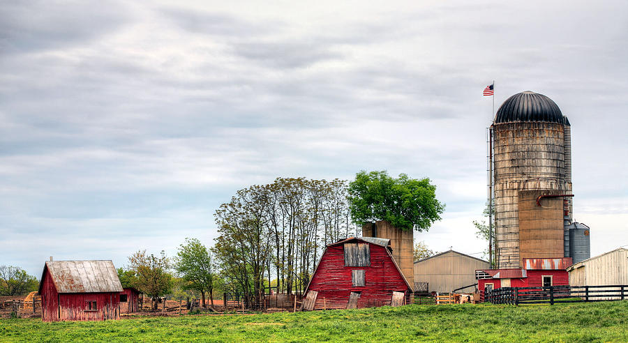 Farm Photograph - Calverton Skyline by JC Findley