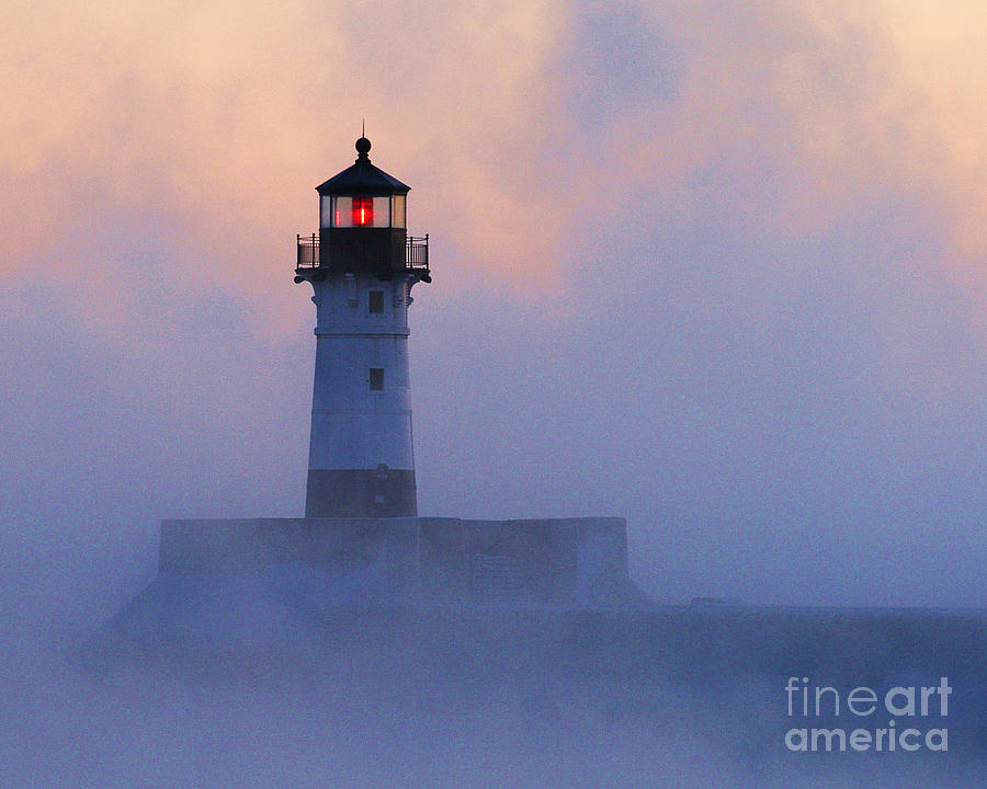 Canal Park Lighthouse Photograph by Jamie Rabold | Fine Art America