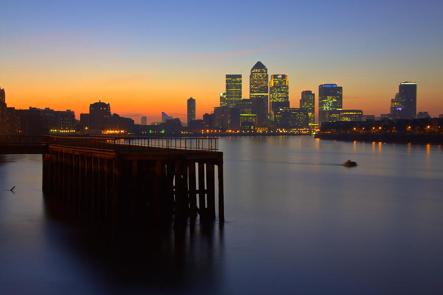 Canary Wharf Sunrise Photograph by Jaroslav Zapletal - Fine Art America