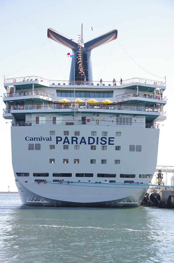 Carnival Cruises Paradise Photograph by Jeff Lowe
