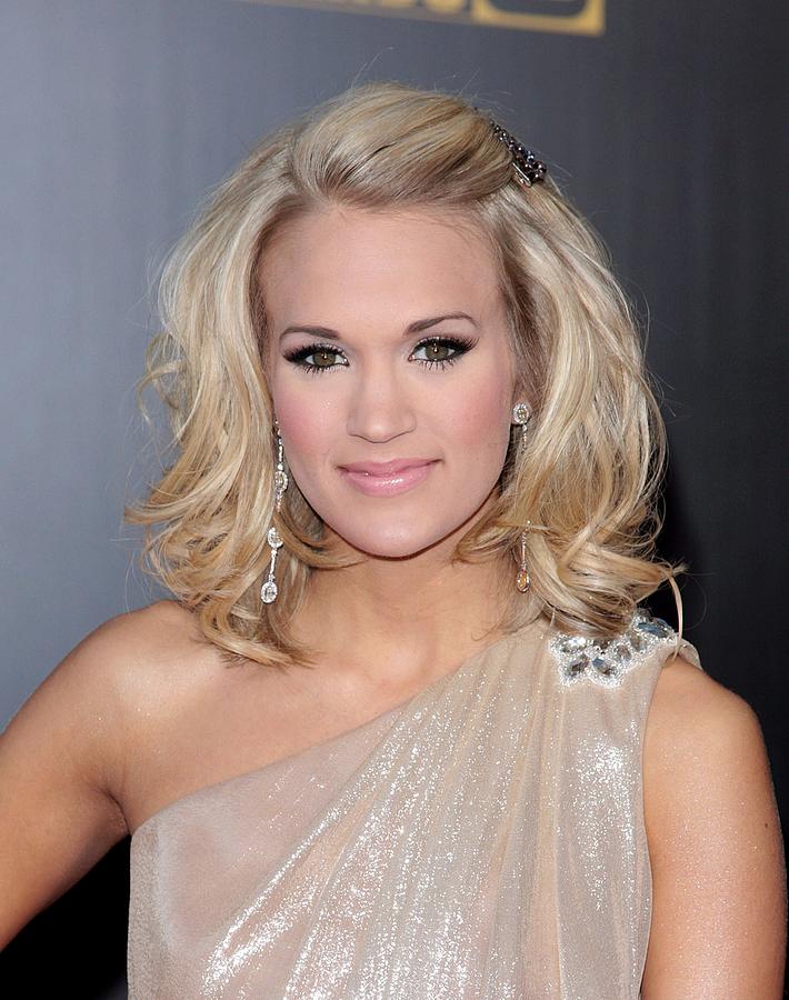 Carrie Underwood At Arrivals For 2009 Photograph by Everett - Fine Art ...