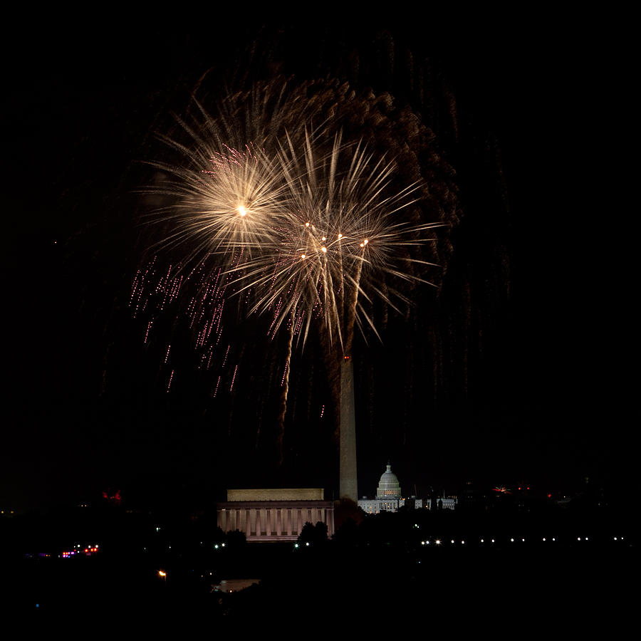 Independence Day Photograph - Celebrating America from the Captial by Dave Hahn