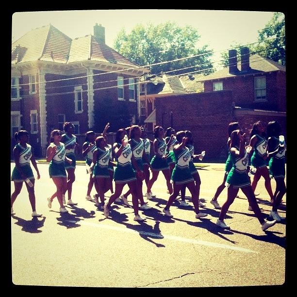 Memphis Photograph - Central Cheerleaders by Elizabeth Fitzgerald