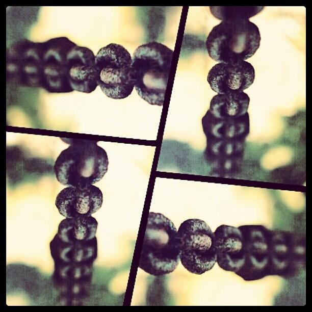 Chain Photograph - Chain-gang (take 2)... #android #macro by Dilaxo Gertron