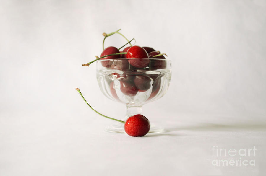 Food And Beverage Photograph - Cherries by Anna Crowder