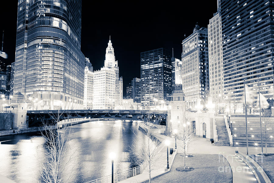 Chicago River At Wabash Avenue Bridge Photograph