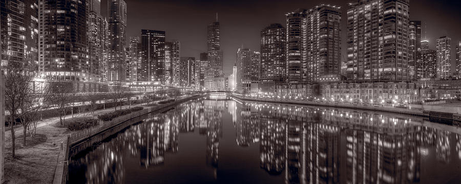 Chicago River East BW Photograph by Steve Gadomski - Fine Art America