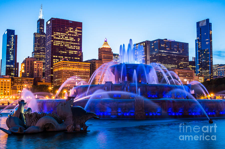 Chicago Photograph - Chicago Skyline Buckingham Fountain High Resolution by Paul Velgos