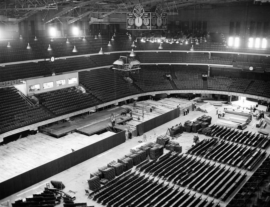 Chicago Stadium Interior, Chicago by Everett