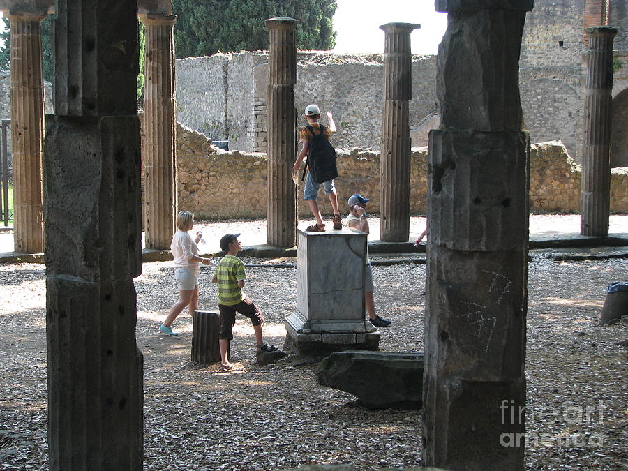 Children at Pompeii Photograph by Erik Falkensteen