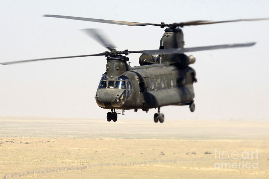 Chinook Cargo Helicopter Photograph by DOD/Science Source
