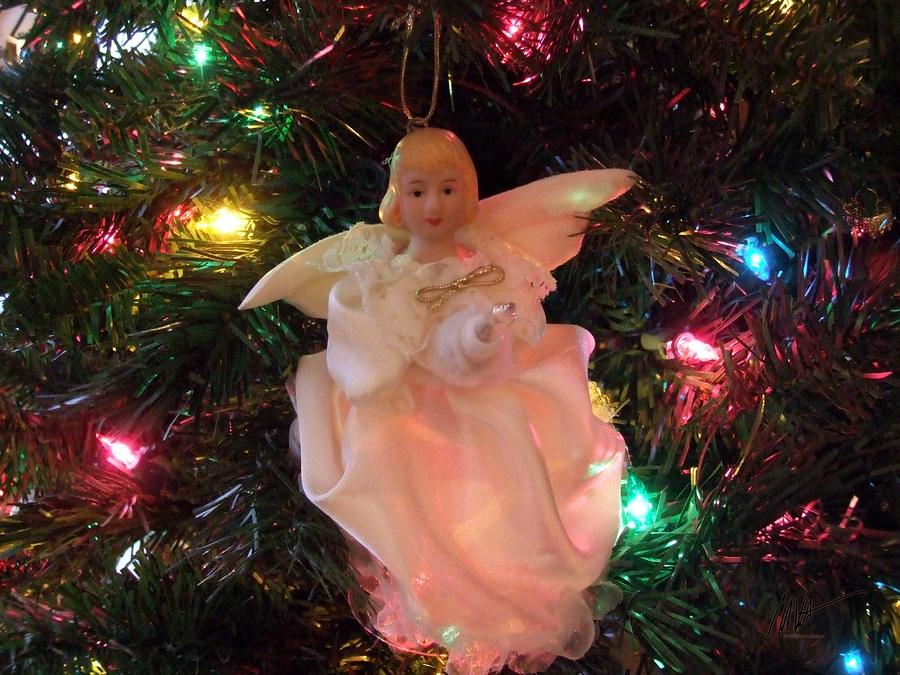 Christmas Angel-Greeting Card Photograph by Mark Valentine