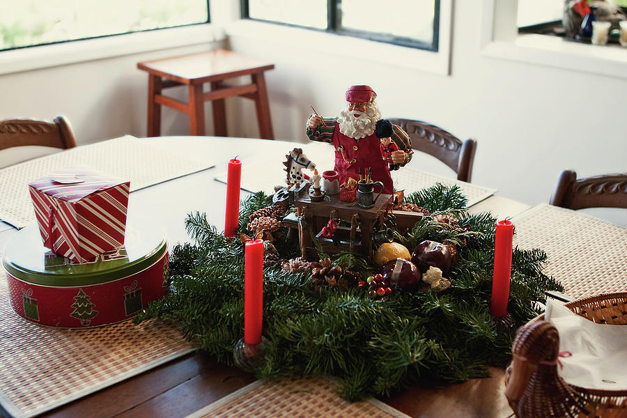 Christmas Table Wreath Photograph by Lorraine Devon Wilke