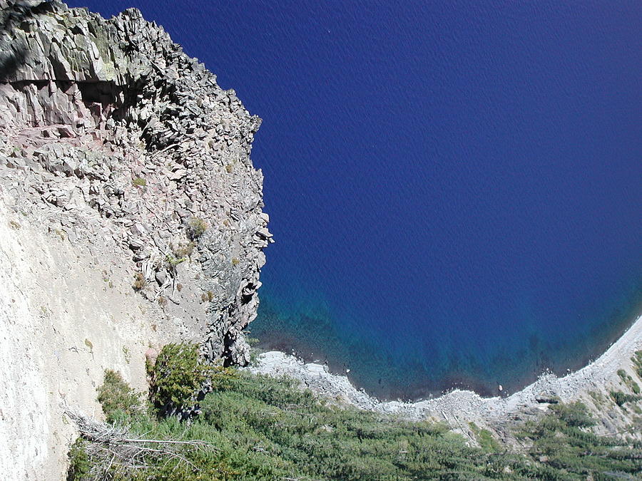 Cliff and Beach at Crater Lake Photograph by William McCoy