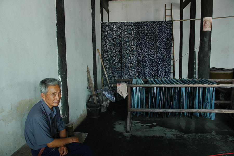 Cloth Maker Photograph by Harry Spitz