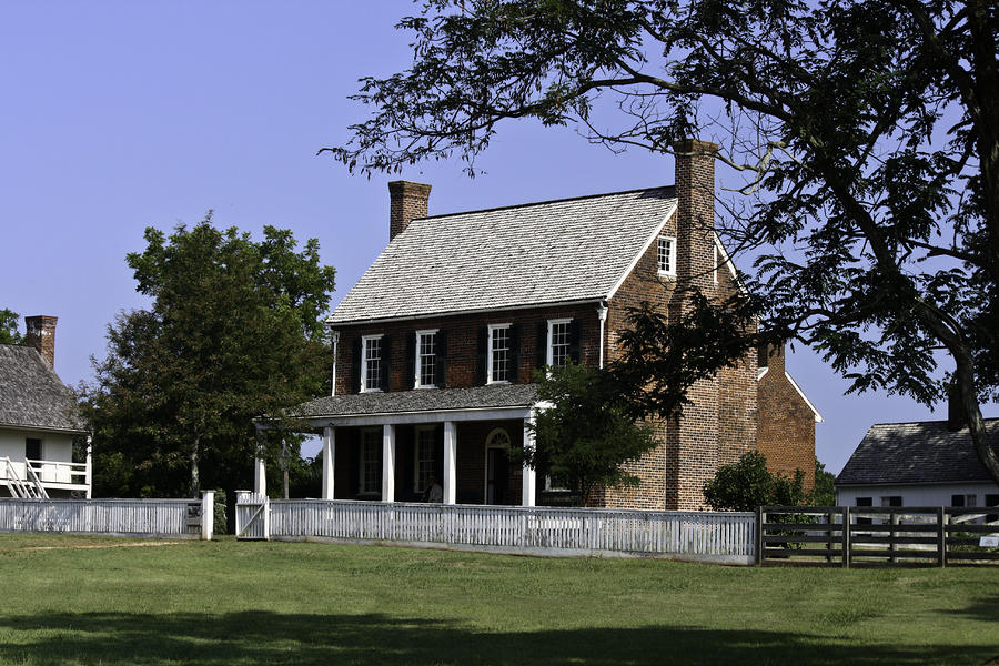 Brick Photograph - Clover Hill Tavern Appomattox Virginia by Teresa Mucha