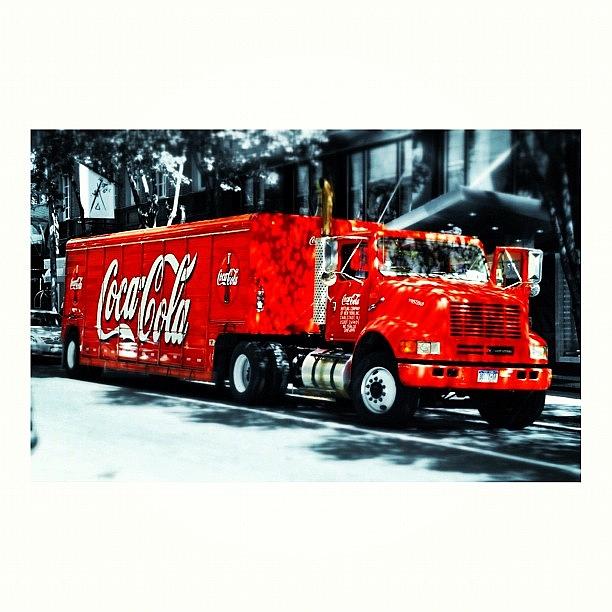 New York City Photograph - Coke Truck In Nyc by Ale Romiti 🇮🇹📷👣