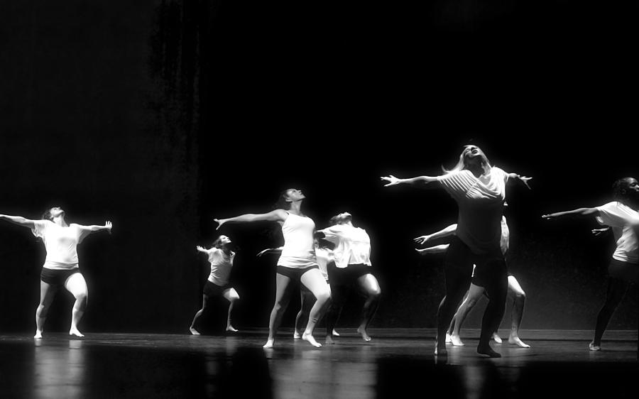 Contemporary Dancers Photograph by Matt Hanson