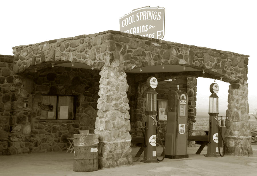 Desert Photograph - Cool Springs Cabins Route 66 by David Lee Thompson