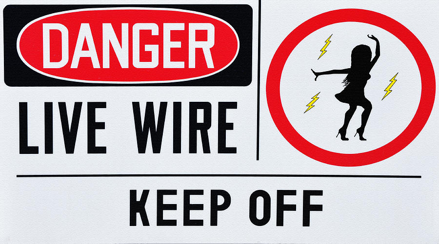 Life is danger. Live wire. Live wire перевод. Real_Live_wire. Live wire (1992) под напряжением.
