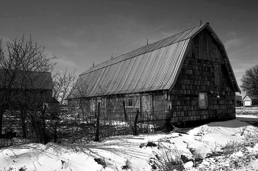 Dark Barn Photograph by Rick Rauzi - Pixels