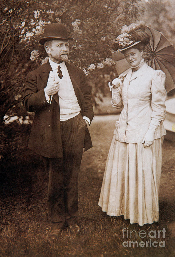David And Mabel Todd Photograph by Photo Researchers