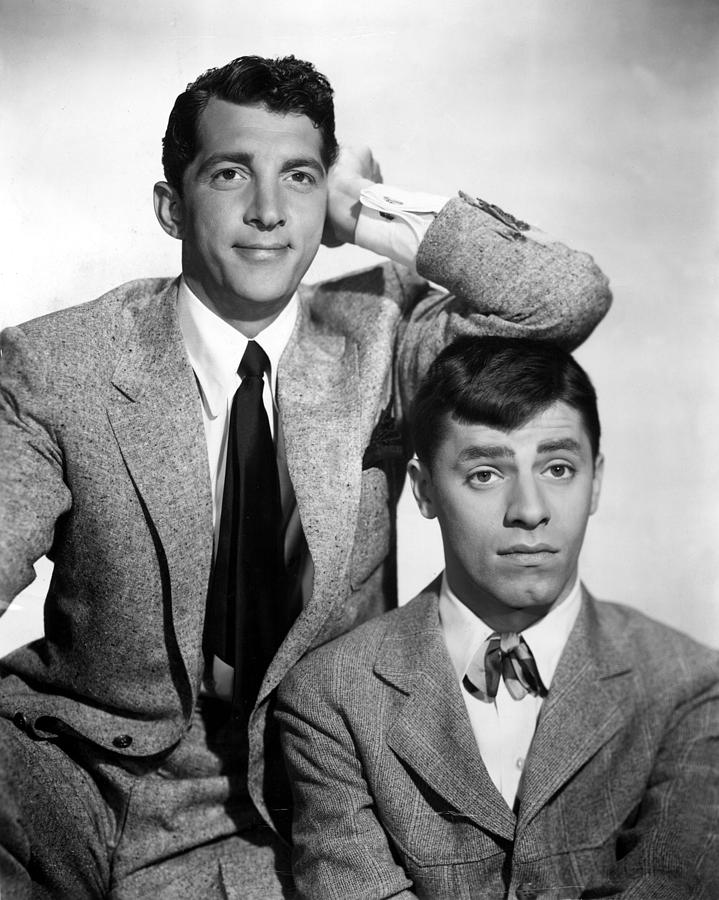 Dean Martin And Jerry Lewis, 1950 by Everett.