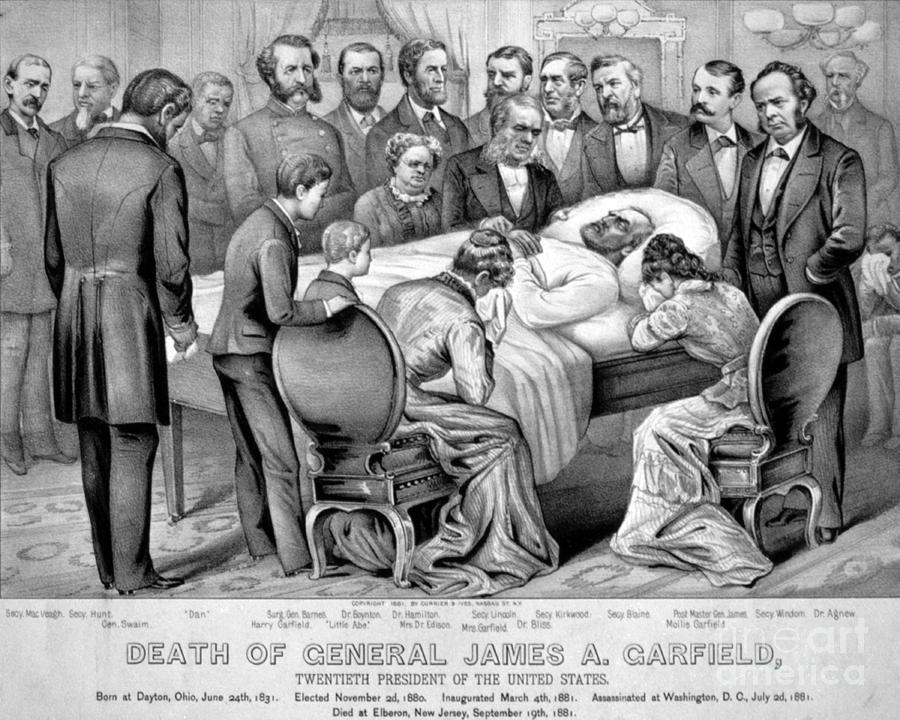 James Garfield Photograph - Death Of Garfield, 1881 by Photo Researchers