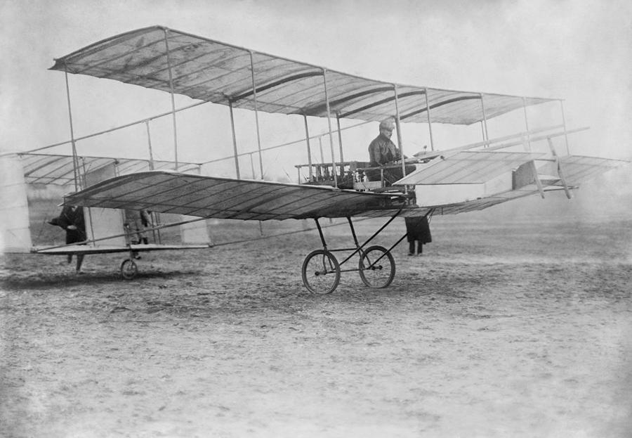 Portrait Photograph - Delagranges Aeroplane by Library Of Congress