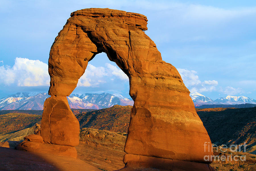 Delicate Arch Closeup Photograph by Adam Jewell