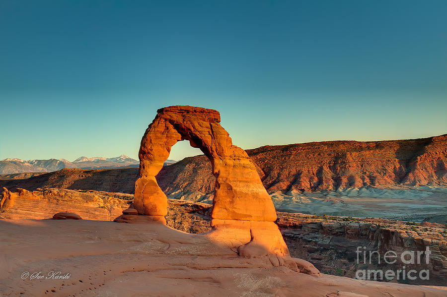 Delicate Arch sunset Photograph by Sue Karski