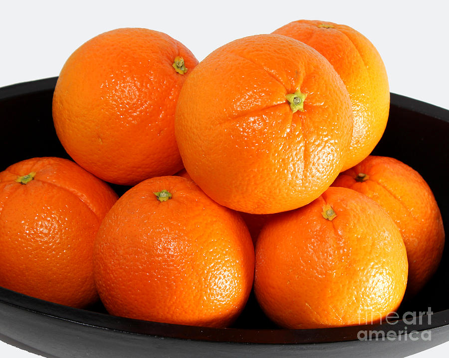 Delicious Cara Cara Oranges Photograph by Barbara A Griffin