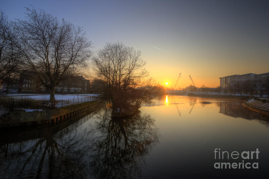 Derwent River Sunrise Photograph by Yhun Suarez