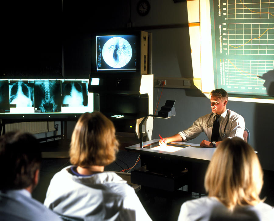 Doctor Giving A Lecture To Medical Students Photograph By Geoff 