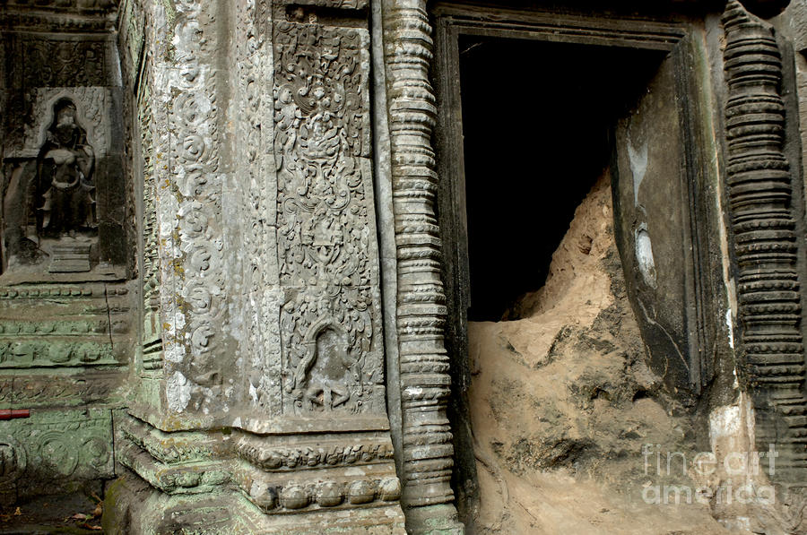 Doorway Ankor Wat Photograph by Bob Christopher