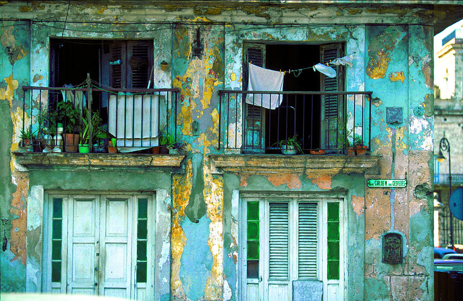Dos Balcones-Habana Photograph by John Galbo