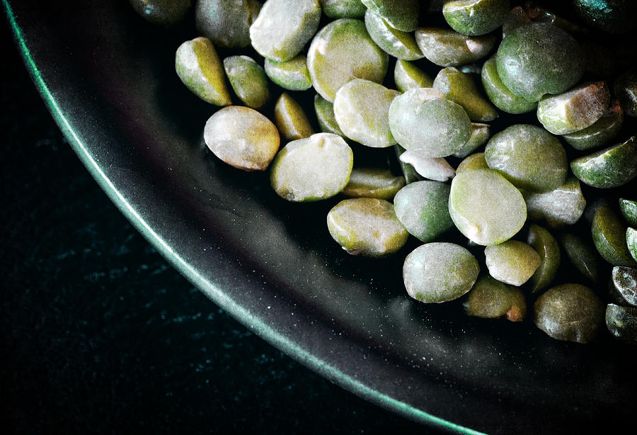 Dry peas Photograph by Laura Melis