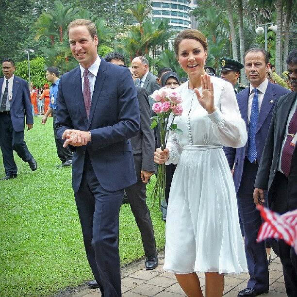 Duke And Duchess Of Cambridges Visit Photograph by Manan Din