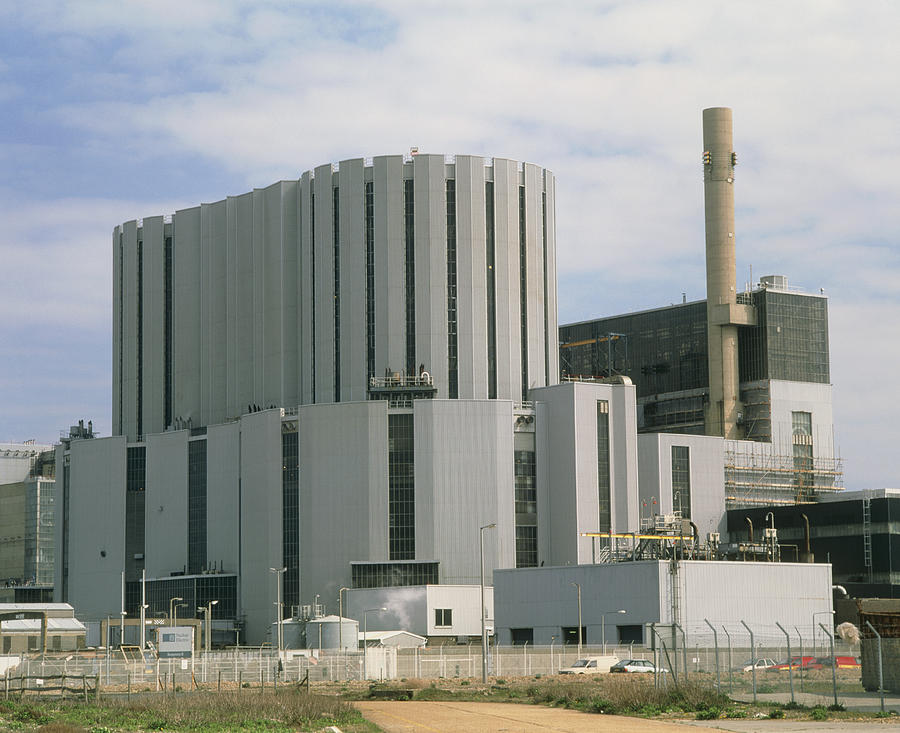 Dungeness B Nuclear Power Station, England Photograph by David Parker