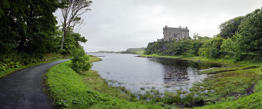 Dunvegan Castle Photograph by Jan W Faul