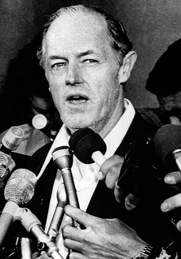 E. Howard Hunt At Press Conference Photograph by Everett - Fine Art America