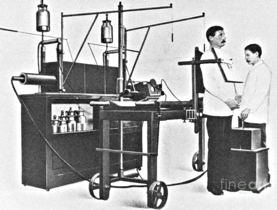 Tool Photograph - Early 20th Century X-ray Machine by Science Source