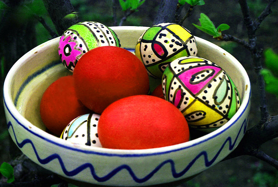 Easter eggs in ceramic bowl Photograph by Emanuel Tanjala