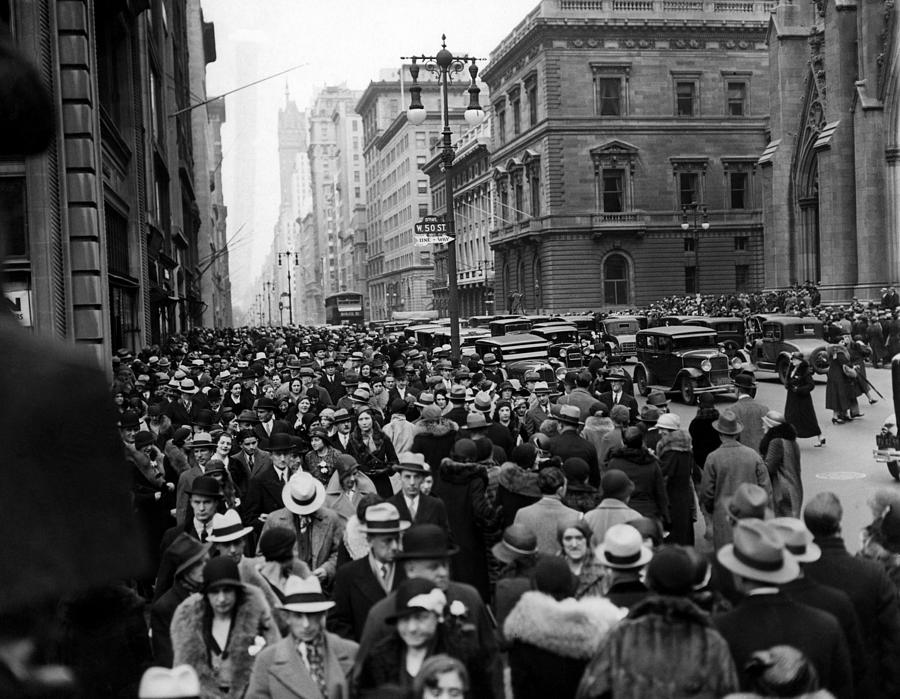 Easter Sunday On Fifth Avenue, New York Photograph by Everett - Fine ...